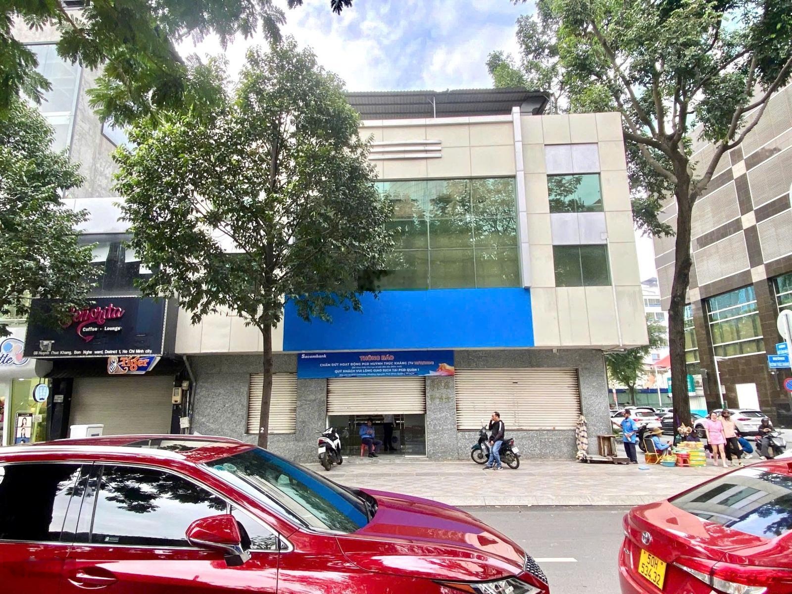 Góc 2 mặt tiền ngang 12m sử dụng hơn 600m2 - trung tâm bến nghé số 3 huỳnh thúc kháng,quận 1.!!