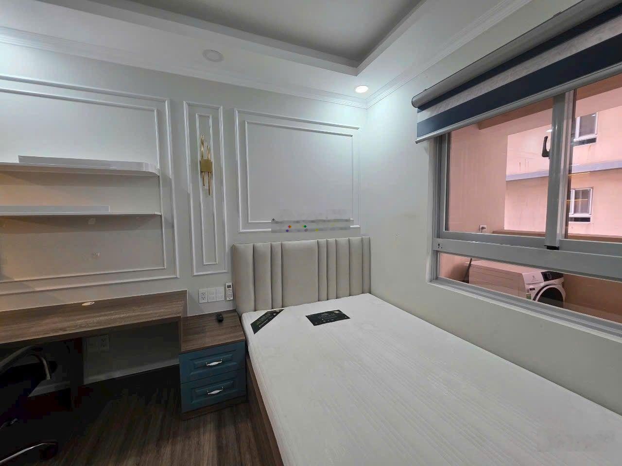 Cho thuê CC Cosmo City, 18 triệu, 123m2, 3PN, 2WC bao đẹp