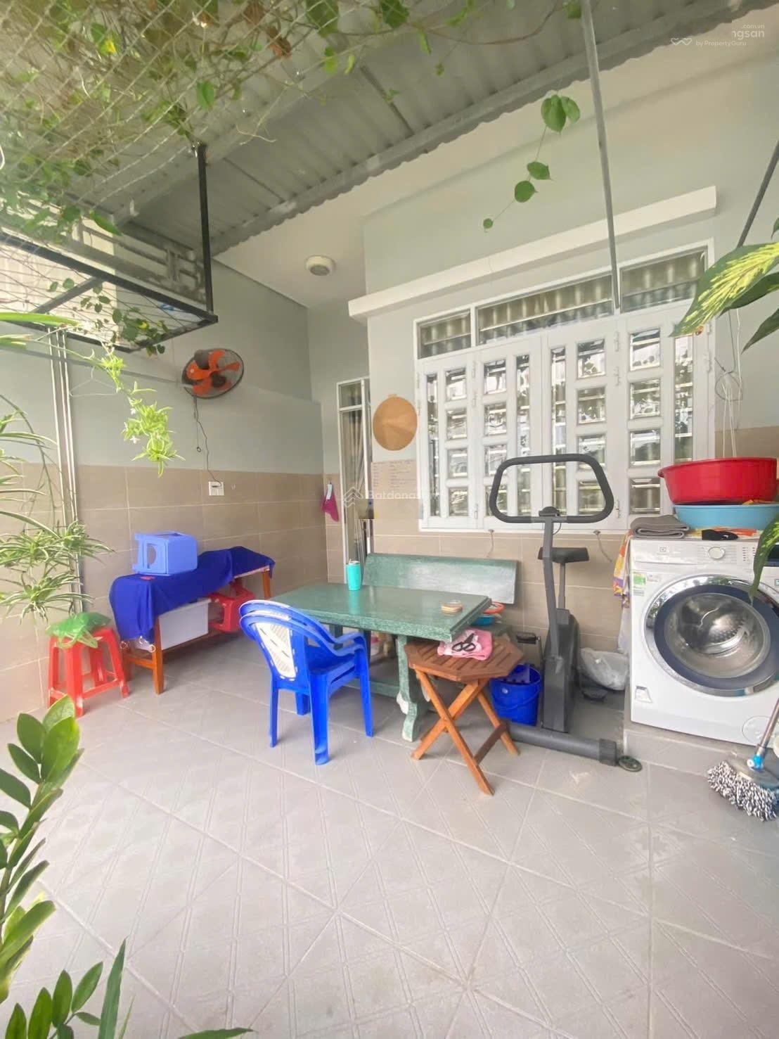 Cần bán gấp nhà phường tam hiệp 1 trệt 1 lầu.