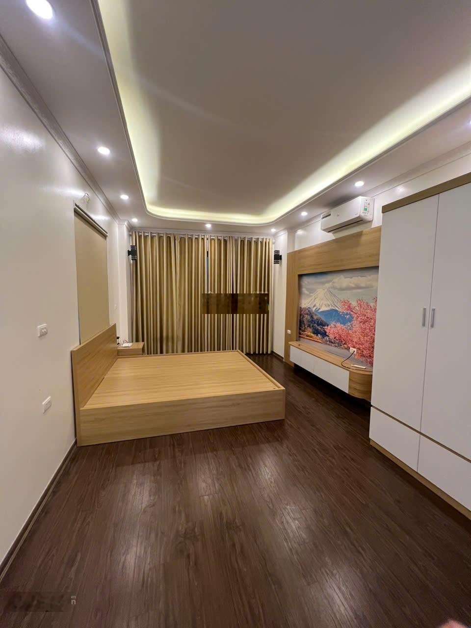 Siêu Phẩm! Phú Thượng, Tây Hồ - Cách Ôtô Cực Gần - DT 34m x 5 Tầng -MT 4m - Giá 7.6 Tỷ .