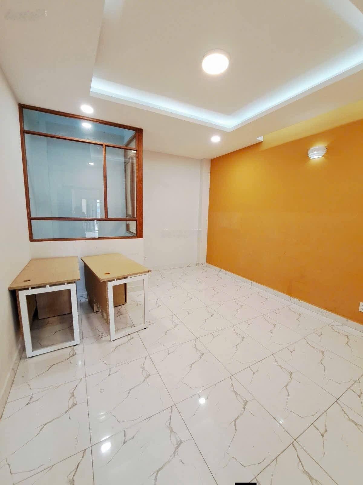 Bán nhà ngay Tỉnh Lộ 10, Tân Tạo, Bình Tân, 5 tầng 4x14m, hẻm xe tải, chỉ 4,9 tỷ bớt lộc