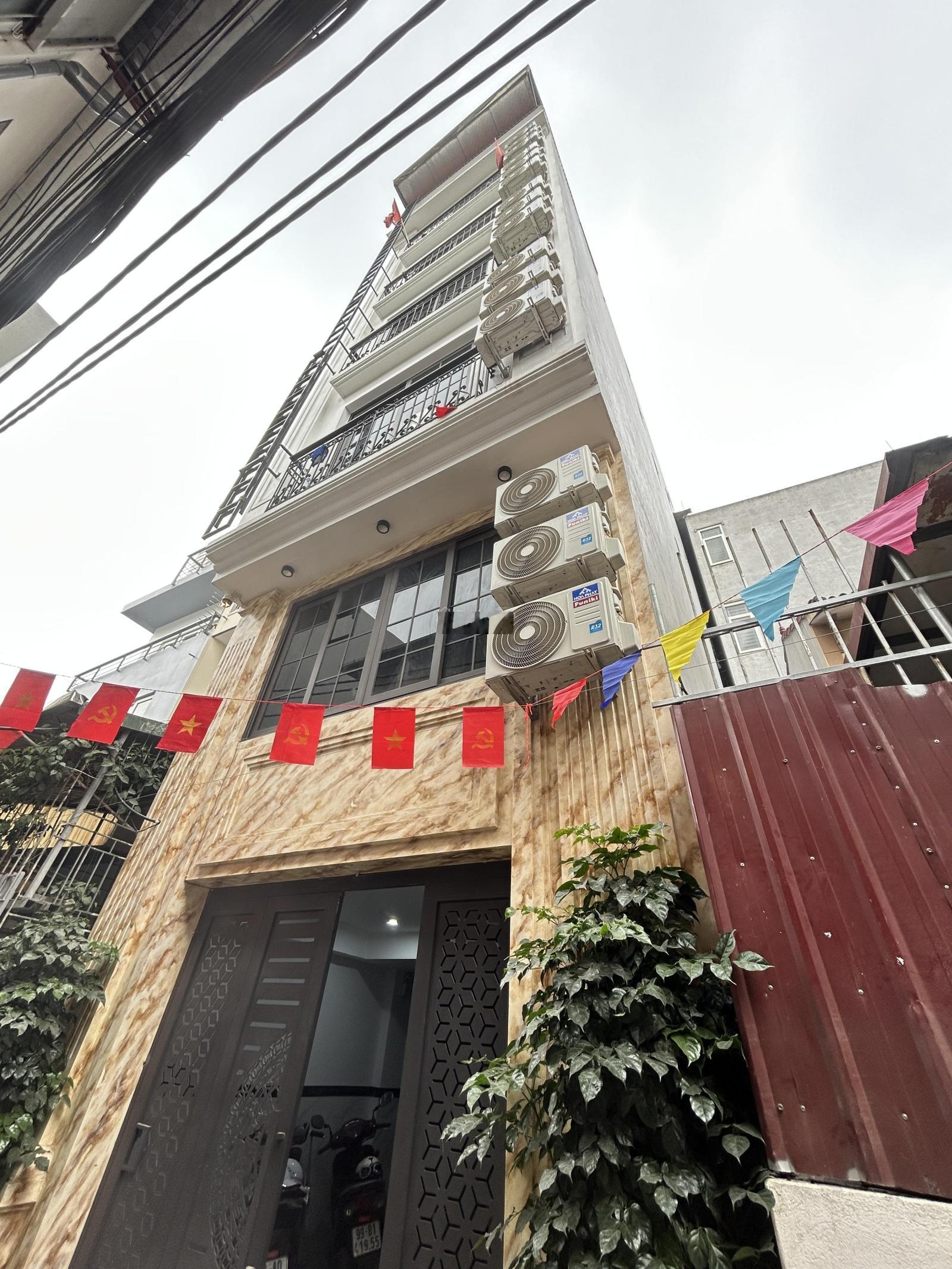 Tòa CHDV Xuân Phương ngõ thông 7 tầng thang máy 17 phòng full nội thất dòng tiền gần 100tr/th