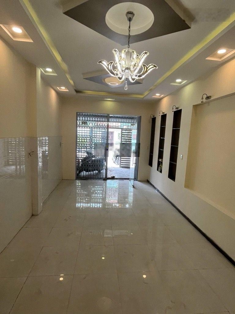 Bán Gấp Nhà Tân Phú đường Lý Thánh Tông-Tô Hiệu.4Tầng BTCT Ngang 4 Dài 20.Hẻm Xe Hơi 12m có lề.