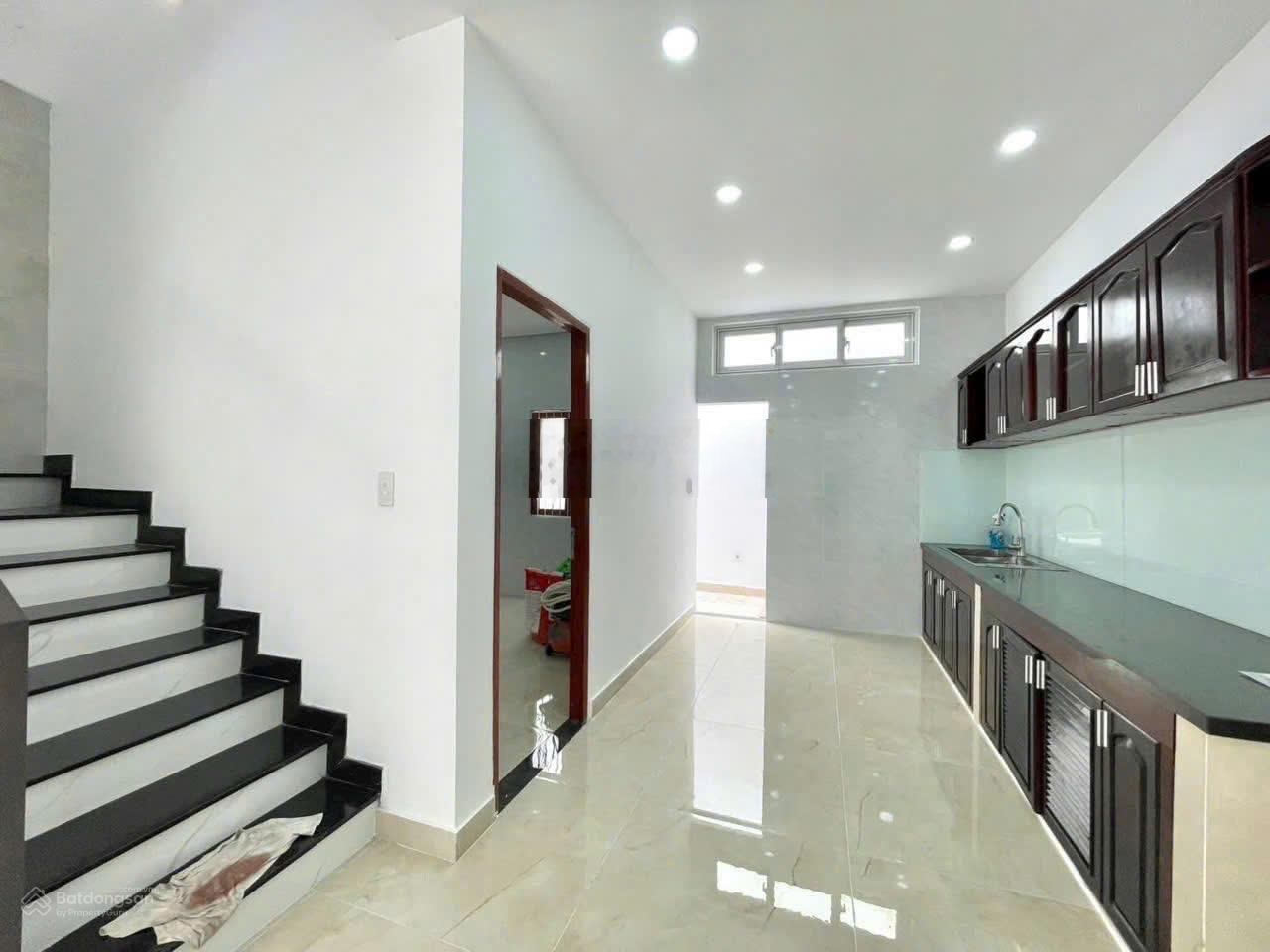 Nhà hẻm xe hơi, Bình Hưng Hòa A - ngang khủng gần 6m kết cấu cứng chắc - giá 4.x tỷ