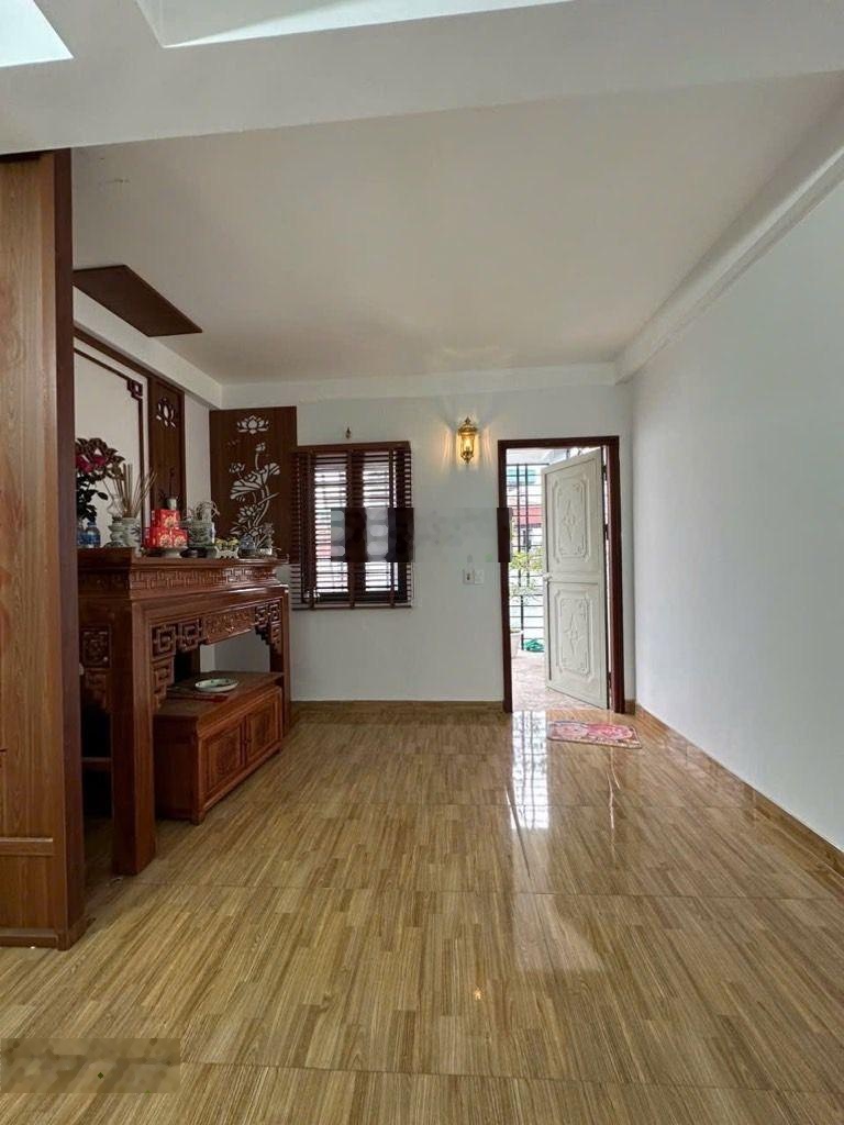 Chùa Quỳnh nhà mình. Lô góc 2 thoáng, ánh sáng ngập tràn. Vị trí đẹp 50m thẳng tắp ra đường ô tô.