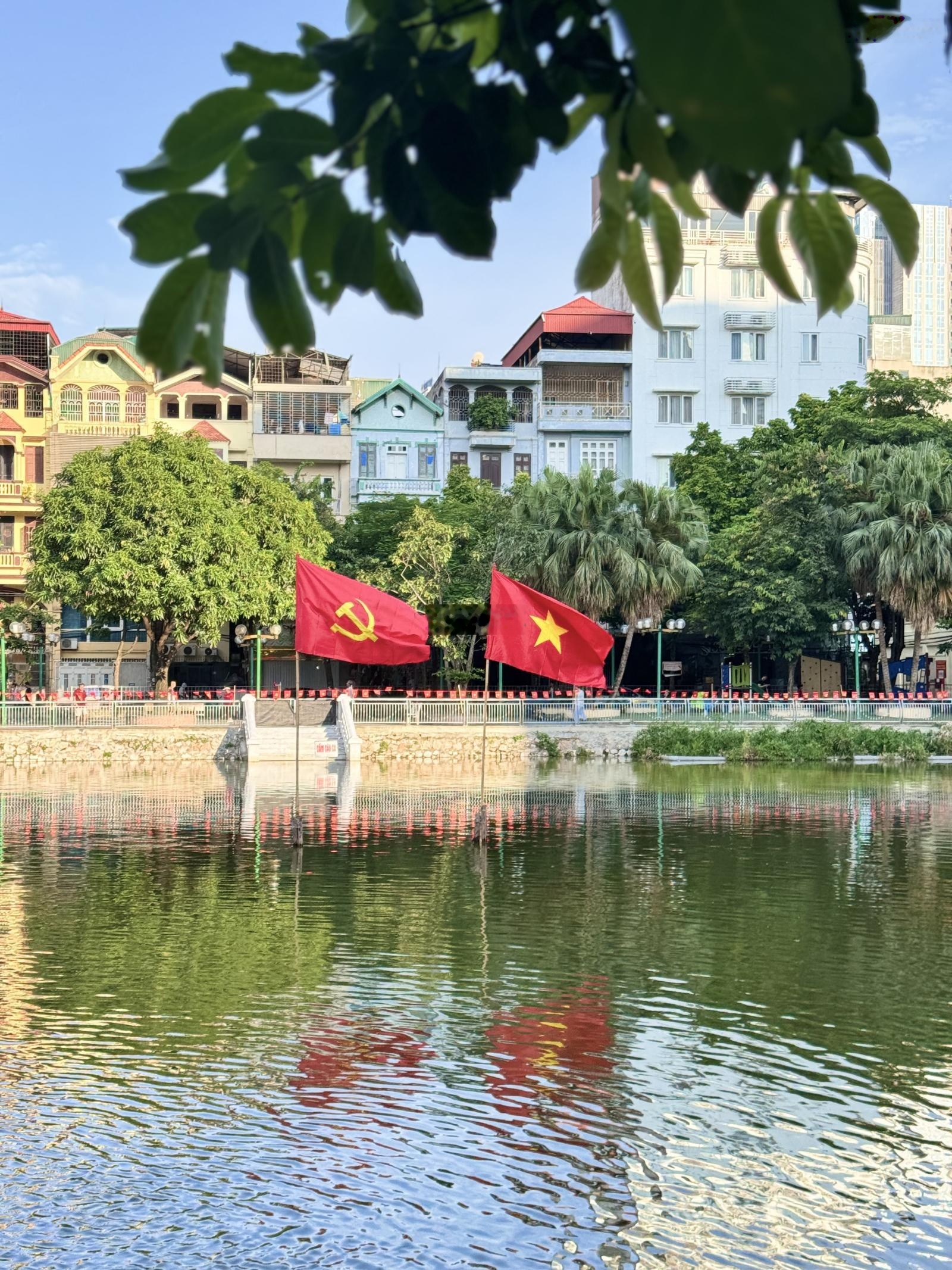 Hoàng Ngân, 66m2 x5T vỉa hè, ô tô, khuôn viên, Ở kết hợp kinh doanh, Chủ thiện chí