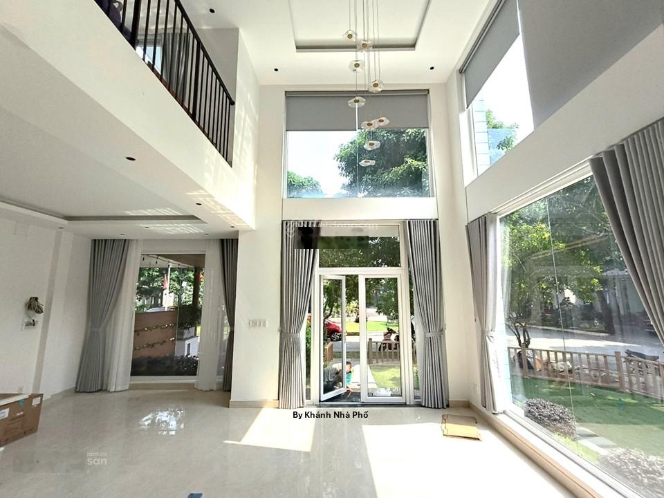 Chính chủ bán biệt thự 3 mặt tiền ngang 13m diện tích lớn có BBQ cá nhân nhà mới, có sổ, ko tiếp MG