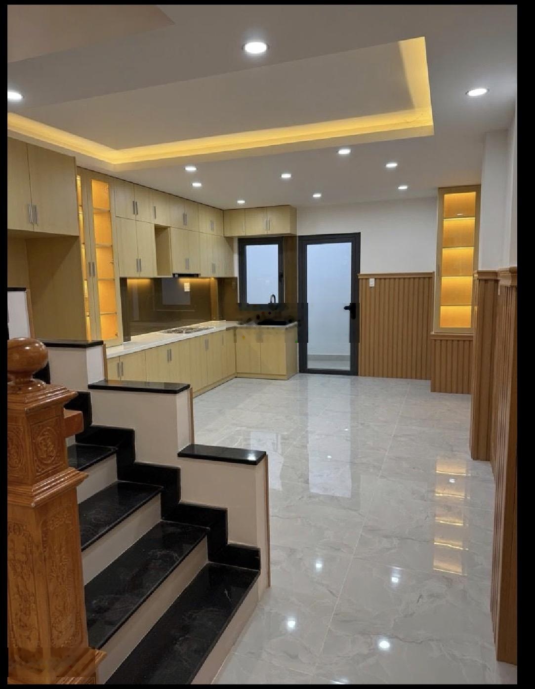 *Bán nhà Quận 7, 5 tầng , hẻm 6m , khu Kiều Đàm gần Nguyễn Thị Thập,DT:4,2x12,giá:10,5Tỷ