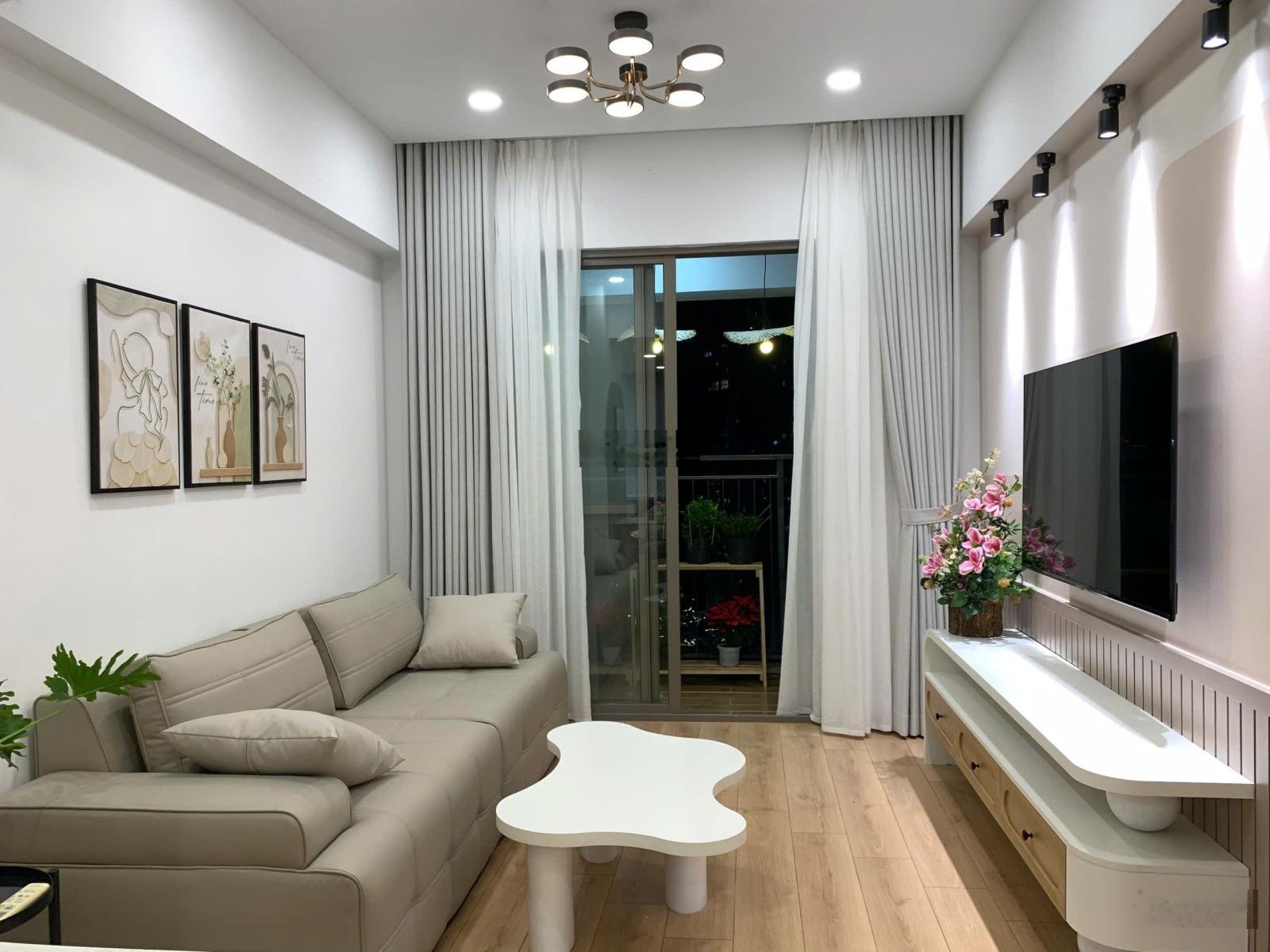 Bán căn hộ 2PN, 2WC, 65m2 tại Saigon South Residences, 5 tỷ VND, giá siêu hời
