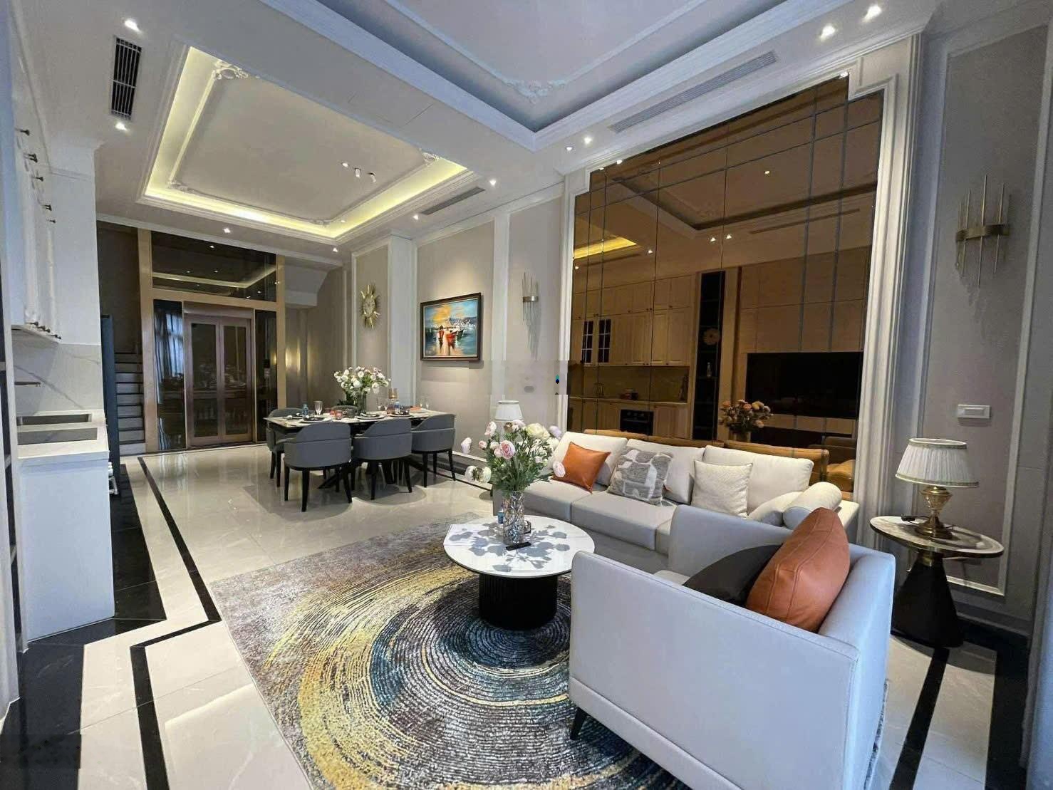 Bán nhà phố hồng tiến , sổ đỏ 48m2 * thiết kế 6 tầng thang máy , gara cx5 gần hc golden hồng tiến