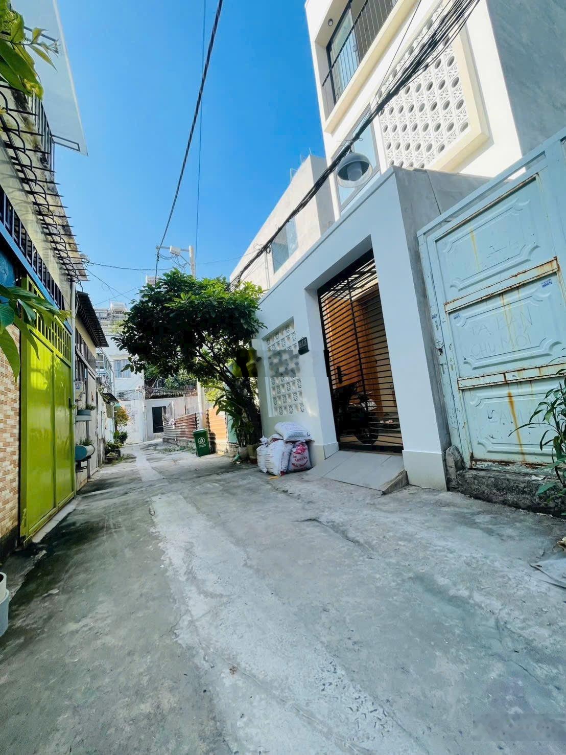 Đất hẻm thông ngay Gigamall. Hiệp bình chánh ,56m2 Hẻm ba gác cách ô tô 20m, cách phạm văn đồng 50m