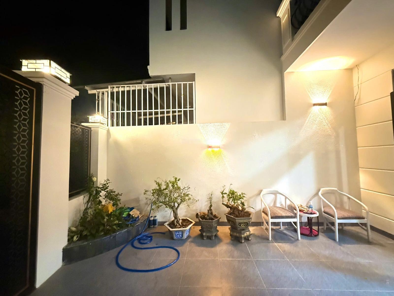 Bán nhà đẹp lô góc xe hơi tại Vĩnh Ngọc, Phường Tây Nha Trang