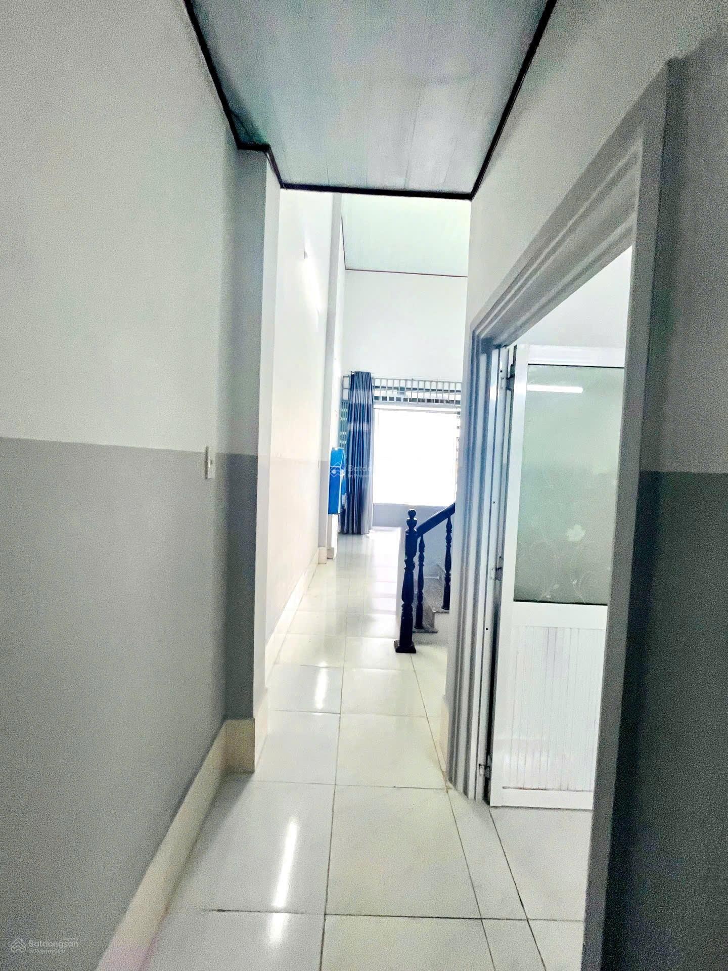 Cho thuê nhà trệt 1 lửng mới đẹp KDC Hồng Loan, Cần Thơ | 6 triệu/ tháng