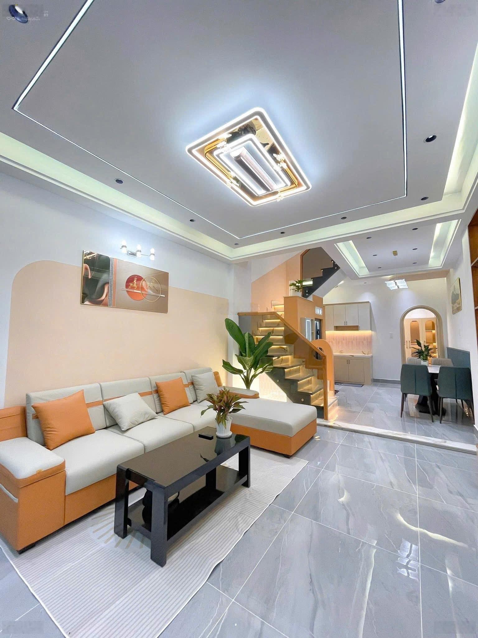 Bán Gấp Nhà 56m2.2 Tầng đúc BTCT.Hẻm Xe Hơi Tránh.Ngang 4 Dài 14m.Gần Aone Tân Phú.100m ra tới chợ