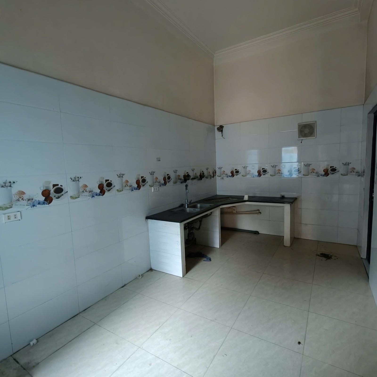 Nhà 3 tầng đẹp như mới 119m tại kim thiều , hương mạc, từ sơn. xe 4 chỗ vào tận đất-3.75 tỷ