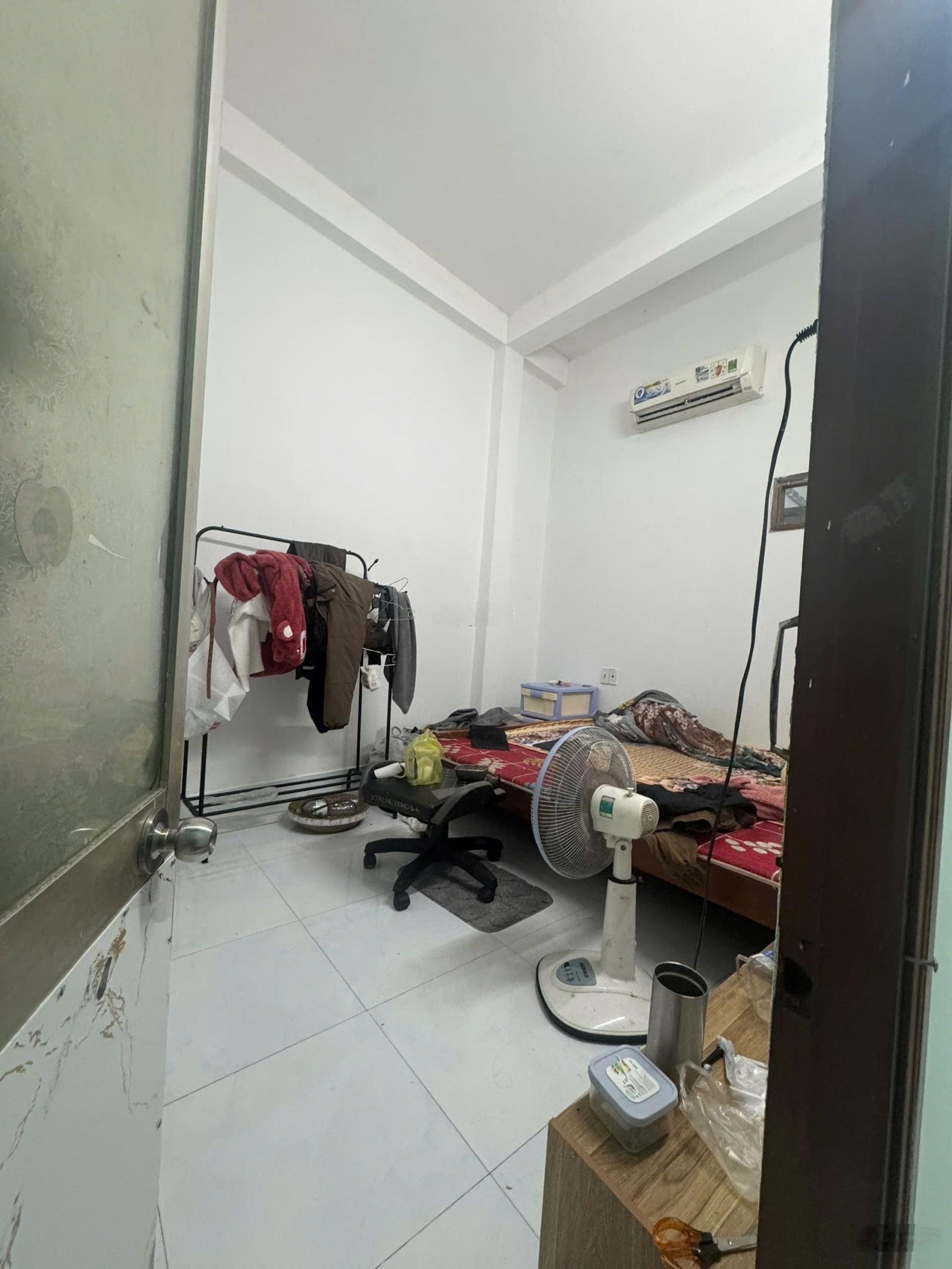 Bán nhà 2 mê xây dựng kiên cố kiệt Trường Chinh - An Khê