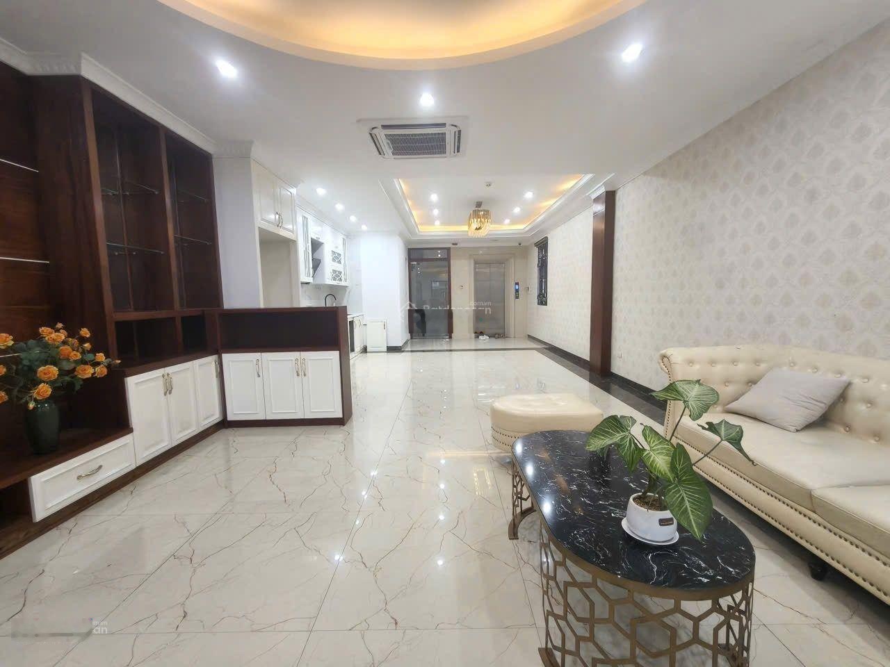 Trung kính siêu víp 7 tầng thang máy ngõ ô tô tránh vỉa hè hai bên 75m2 giá 43tỷ