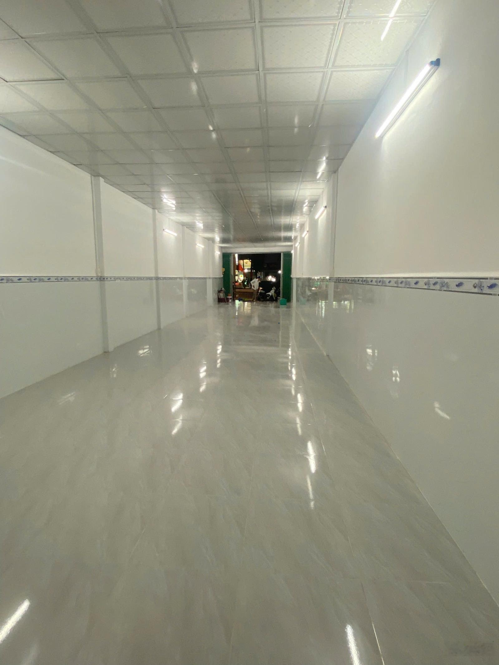 Cho thuê nhà trệt 150m2 mt. nguyễn văn cừ gần đại học y dược cần thơ | 20 triệu