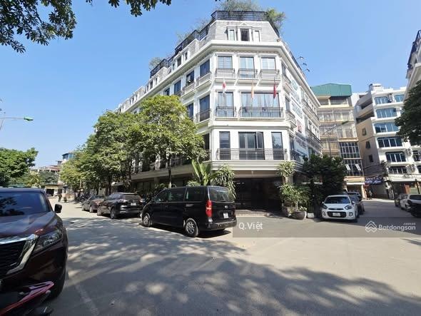 Liền kề Phùng Khoang 115m2 5 tầng, căn góc 2 mặt tiền view hồ kinh doanh siêu đỉnh