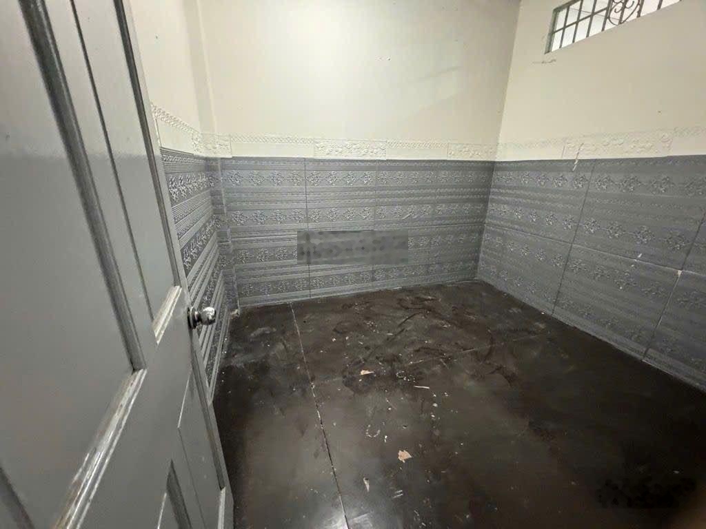 Nhà Tân Bình HXH thông 2PN sẵn dòng tiền đang cho thuê