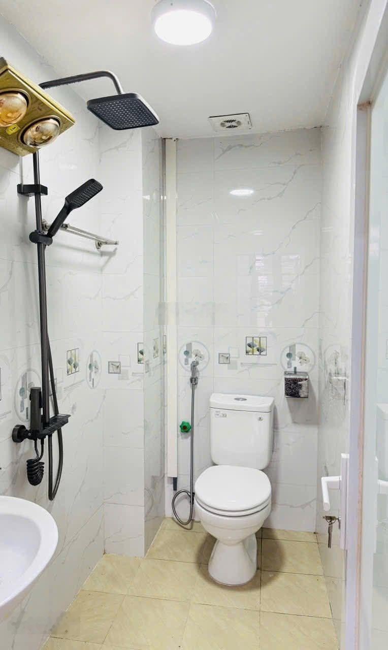 Mặt đường Thụy Phương - vỉa hè rộng - ô tô tránh - kinh doanh đỉnh - 5 tầng ở ngay - 12.36 tỷ