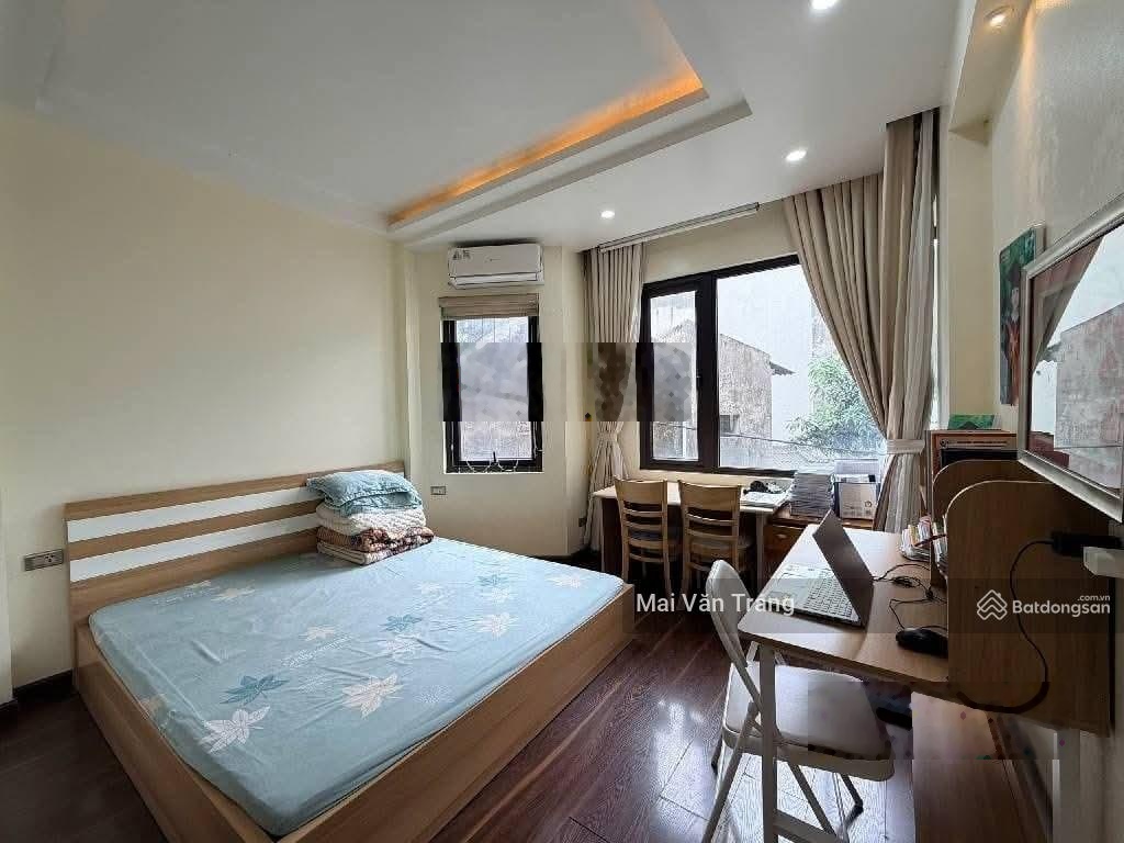 Hơn 8 tỷ! bán gấp nhà phú đô từ liêm- dân xây 5 tầng, ban công rông thoáng- ngõ thông ô tô qua nhà