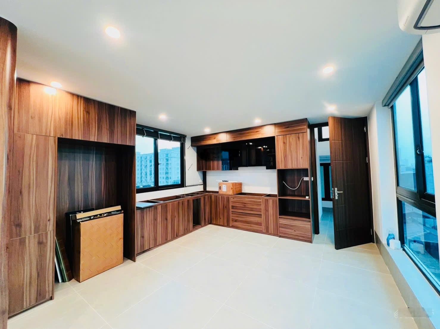 Bán Trước Tết Toà Nhà Trung Kính - Vũ Phạm Hàm 77m2 9 Tầng Thang Máy Có Hầm Thông Sàn, Giá: 34.9 Tỷ