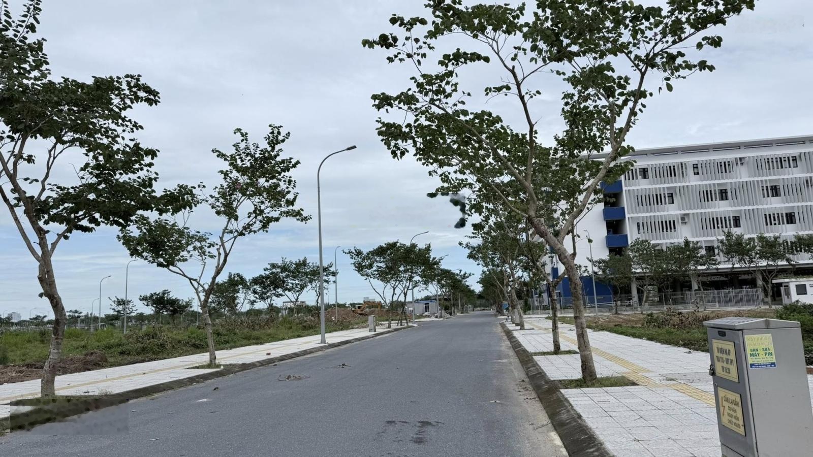 Siêu phẩm đất nền FPT - trung tâm giá tốt chỉ 5,6 tỷ/96,6m2