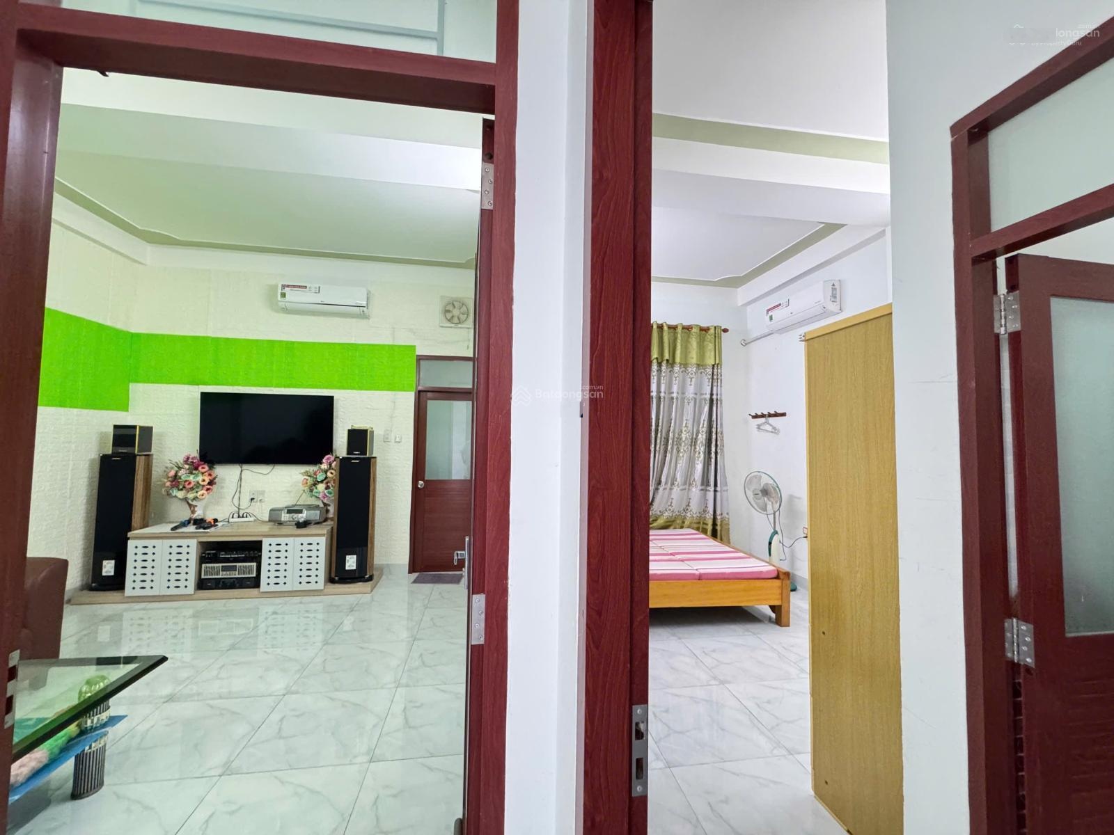 Bán nhà 4 tầng Phước Long, Nha Trang diện tích lớn, 7PN, gần biển giá tốt