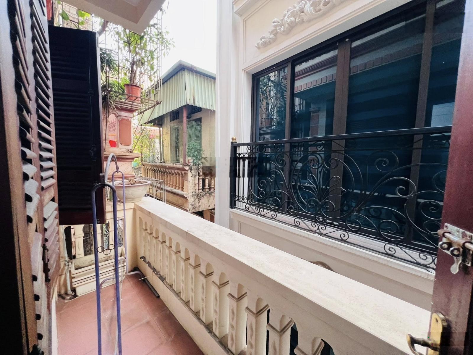 Hiếm có khó tìm - Đại La Quận Hai Bà Trưng - lô góc - ô tô đỗ cửa - chỉ 13.8 tỷ có TL. SĐCC