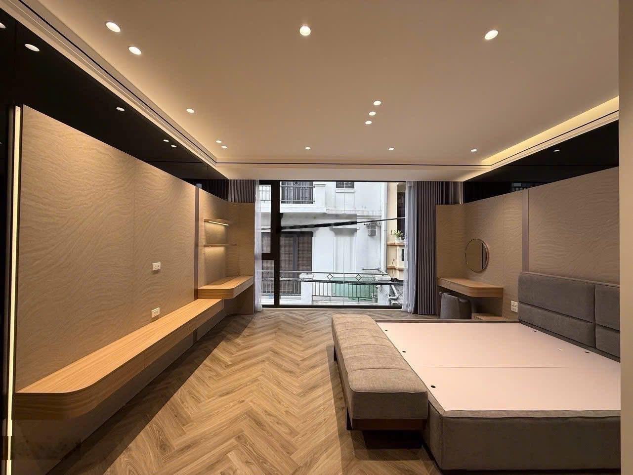 Nhà phố ôtô đỗ cửa dòng tiền tốt. dt 51/55m2 - 7 tầng - 24.8tỷ