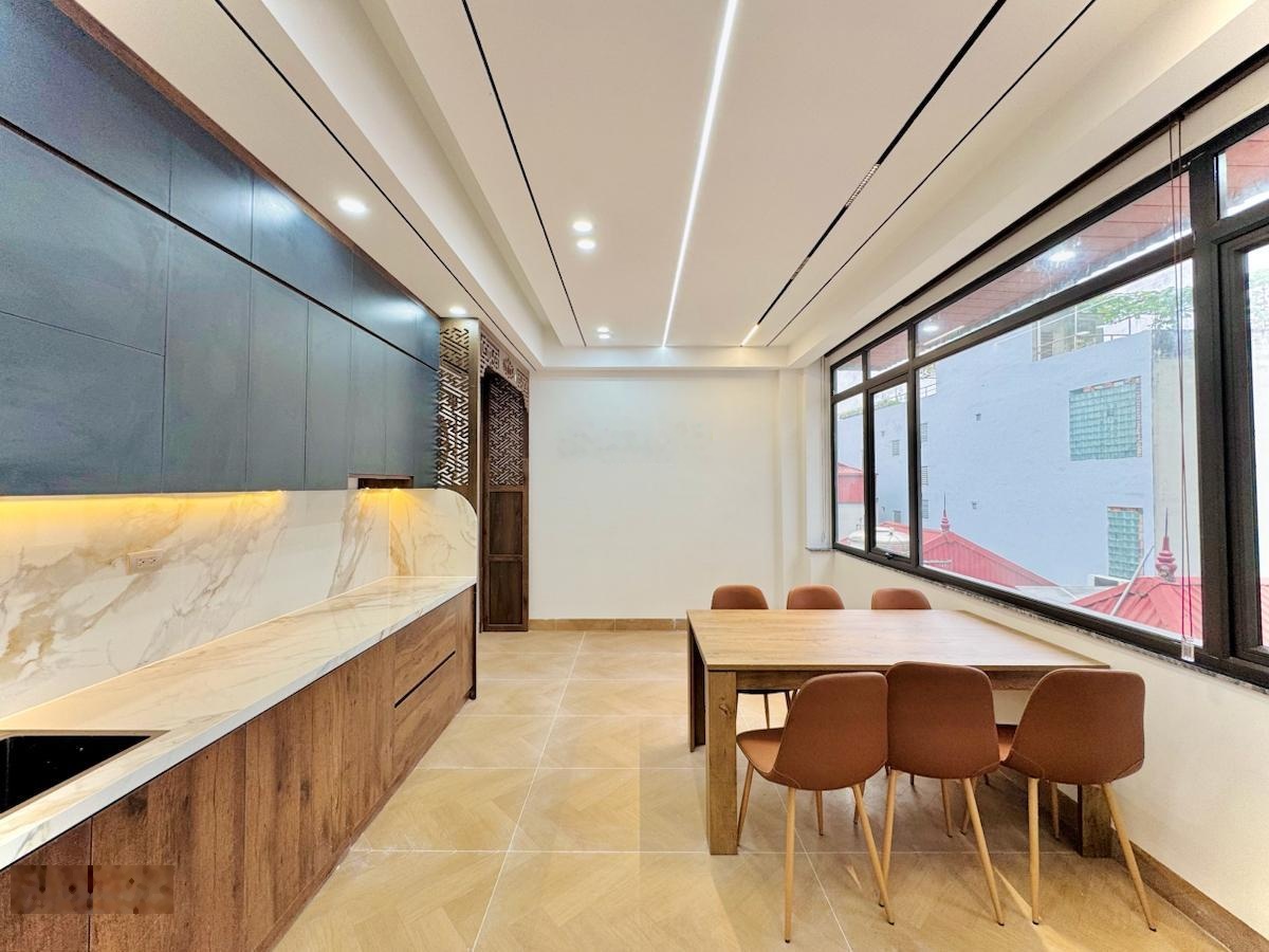 Bán NR 7 tầng Thang máy 31m2, 12,8 tỷ ở Phố Vọng,Hà Nội chính chủ giá tốt