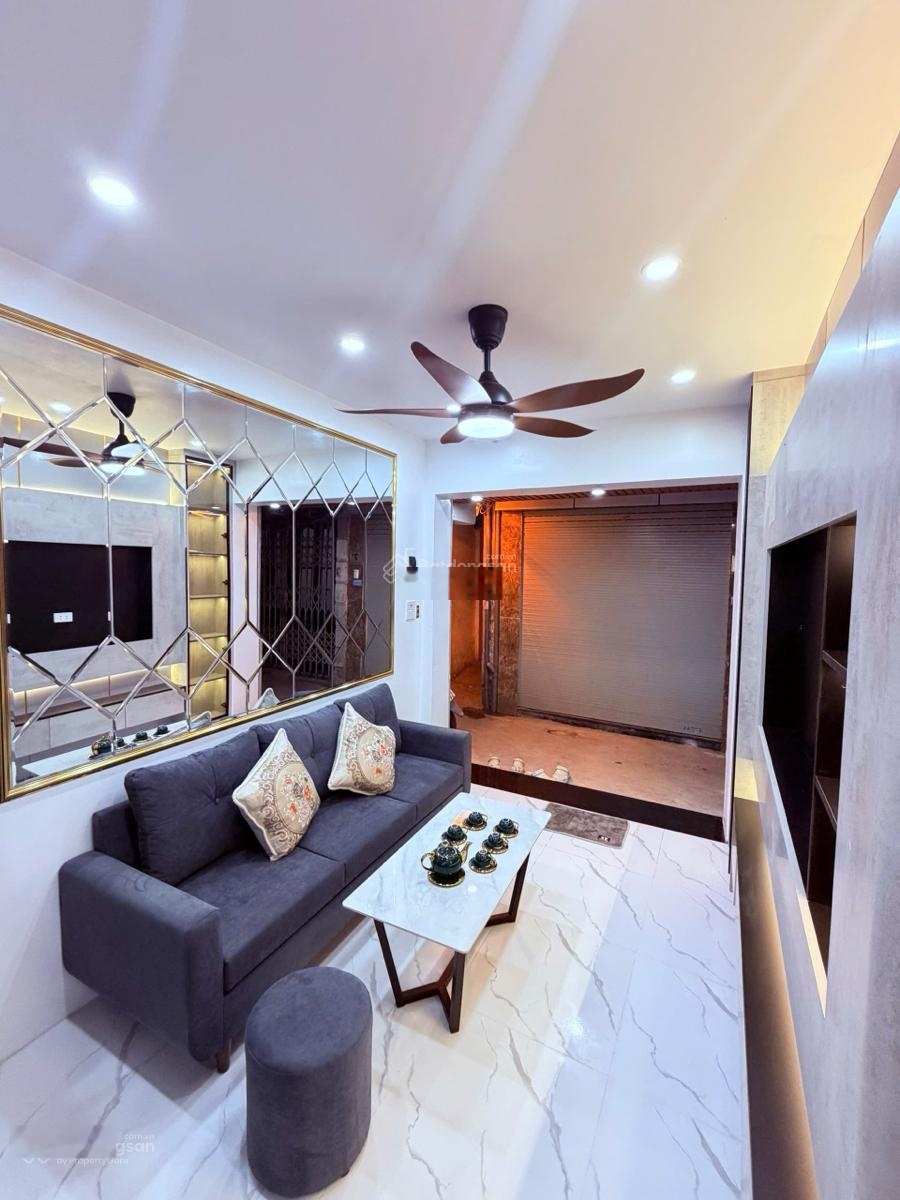 Bán NR 17m2, 5,6 tỷ, 3PN, 3WC tại Văn Chương, Đống Đa, Hà Nội, giá ưu đãi hàng hiếm