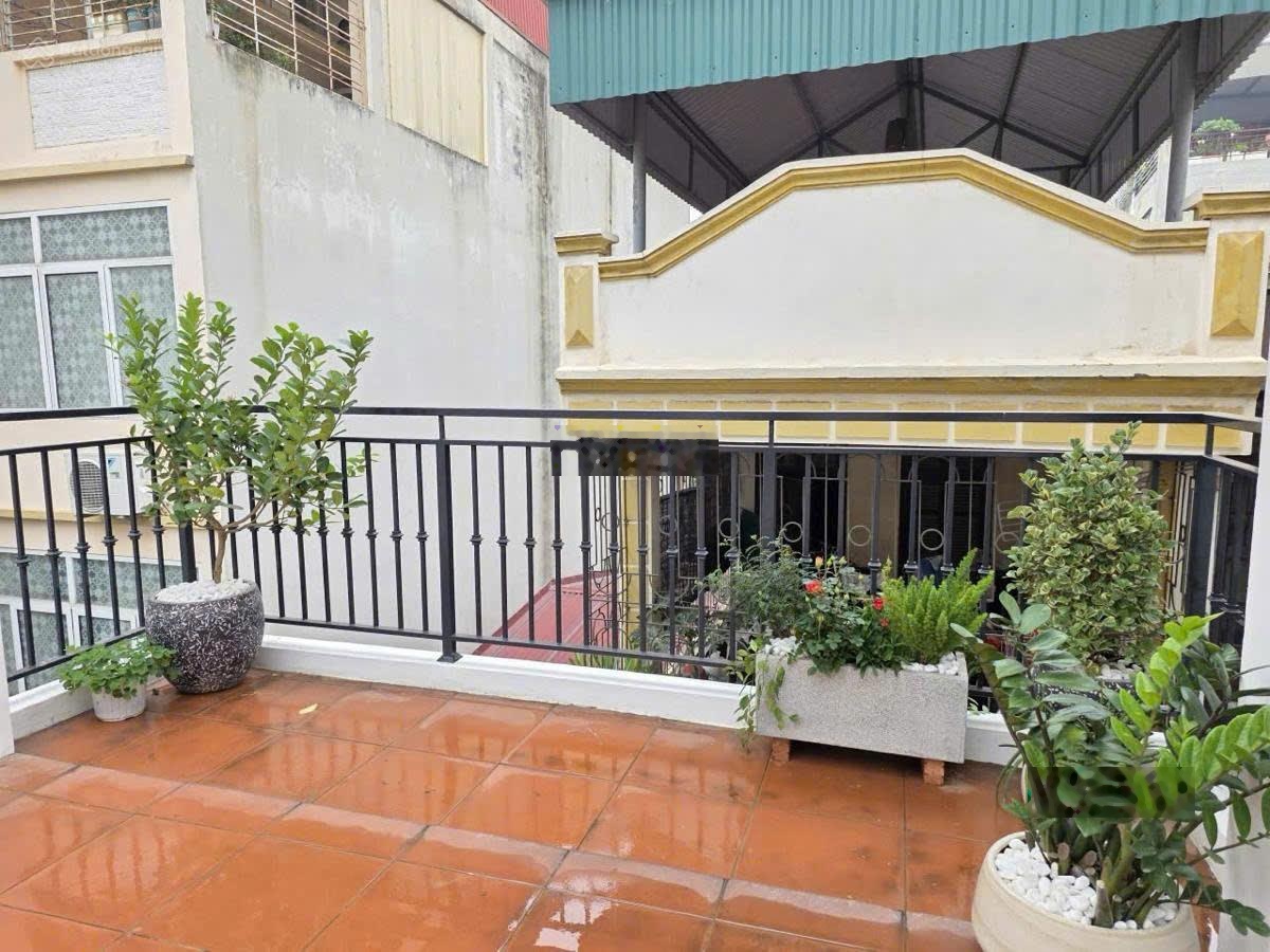 Bán nhà lê trọng tấn - thanh xuân - phân lô - ô tô đỗ cửa vào nhà, 55m2 - 5 tầng chỉ hơn 15tỷ