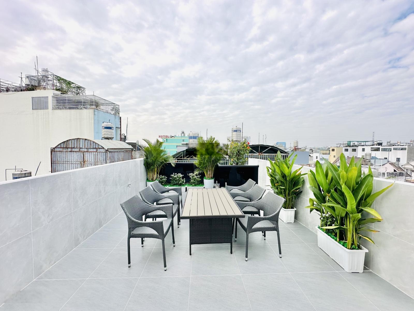 Nhà phố 4.2m nở hậu 5m x 18m 1 lửng 3 lầu hẻm nhựa 7m cách đường Dương Thị Mười chỉ 20m