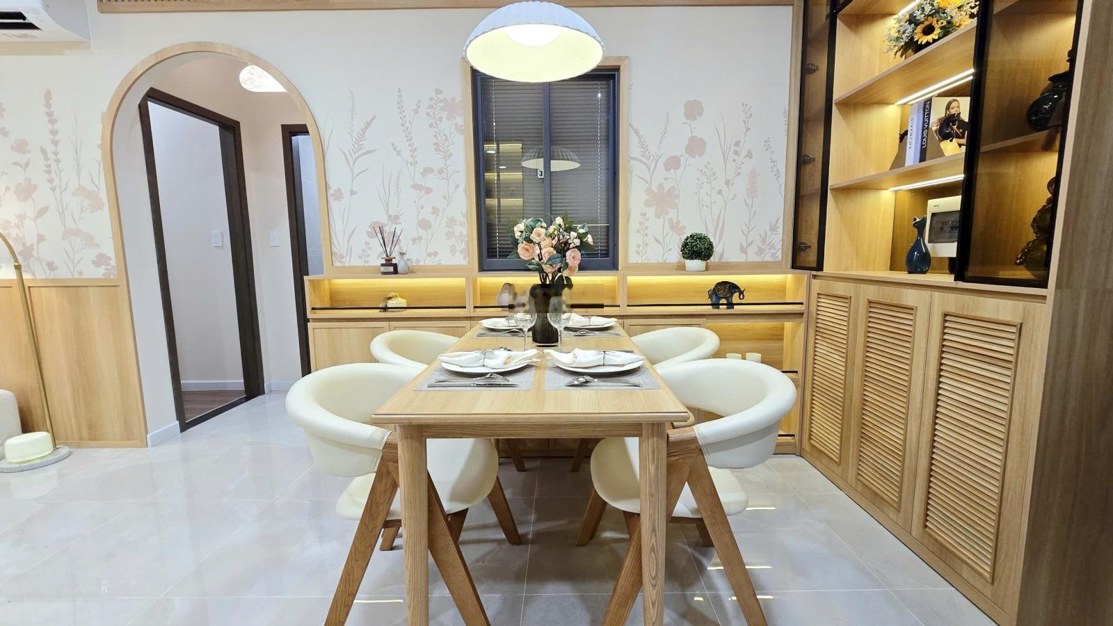 Bán căn hộ Plaza, Topaz, City, Center City 2,4 tỷ, 52m2, hỗ trợ vay 70%