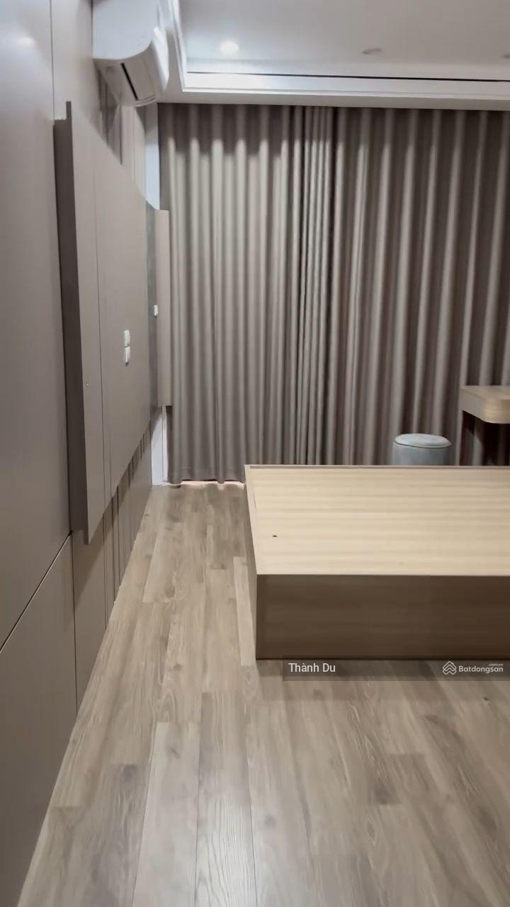 CHO THUÊ NHÀ NGUYÊN CĂN NGỌC LÂM GẦN CẦU CHƯƠNG DƯƠNG , 6 tầng 4 phòng ngủ full đồ mới tinh giá 15