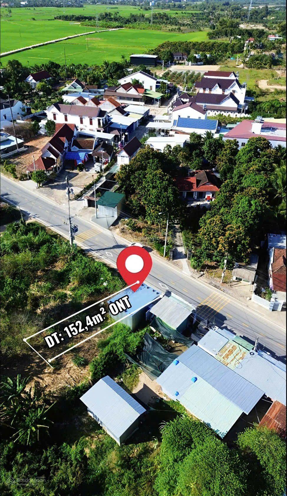 Giảm mạnh 100triêụ - còn 2tỷ950. Mặt đường Hương Lộ 39. LH: 0333039068