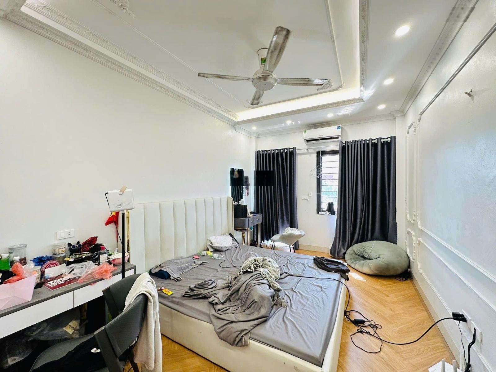 Chính chủ bán nhà Văn Quán 46m2, 6 tầng thang máy, kinh doanh, giá 14.8 tỷ