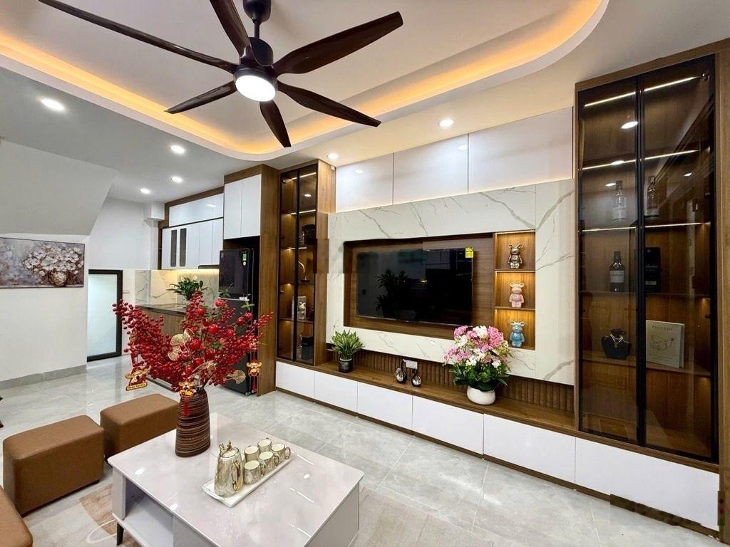 Cần bán nhanh trước tết! Tân Triều - Thanh Trì: DT 35m2, 5 tầng xây mới - ô tô qua nhà