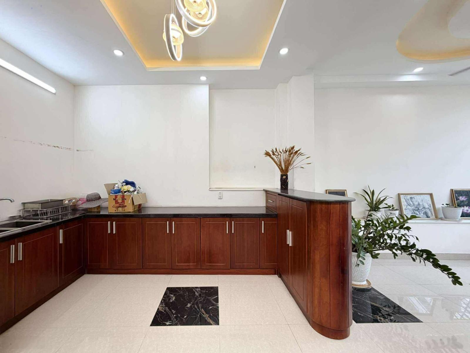 Công nhận 134m2 - chínhh chủ 1 đới - hẻm xe tải tránh - thích quảng đức gần phan xích long