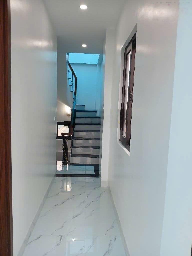 Bán nhà riêng - hoa hậu Kim Giang - ô tô vào nhà - hàng xóm KĐT Đại Kim, nhà mới full nội thất 36m2