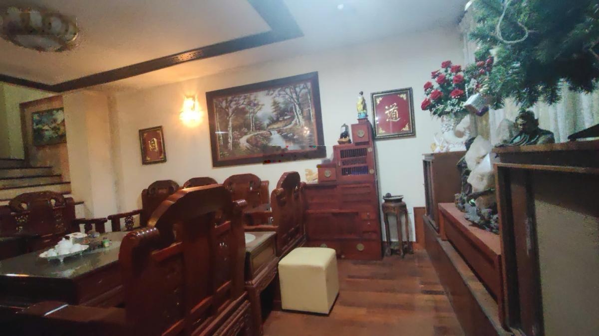 (giảm 4.5 tỷ)! bán nhà vân hồ, 89m2, 4 tầng, mặt tiền 9.5m, gần phố, dân xây!