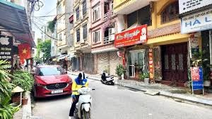 Trung tâm Cầu Giấy - phân lô ô tô tránh ngõ thông vỉa hè mặt tiền khủng