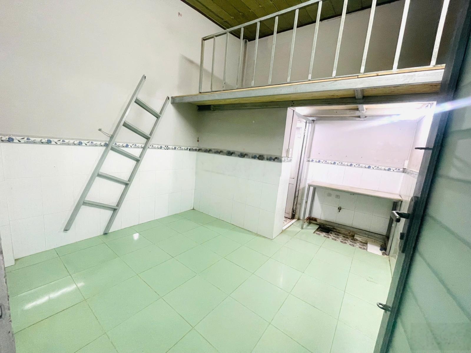 Phòng trọ giá rẻ tại mặt tiền đường Lê Trọng Tấn Tân Phú - Gần Trường ĐH Công Thương, KCN Vĩnh Lộc