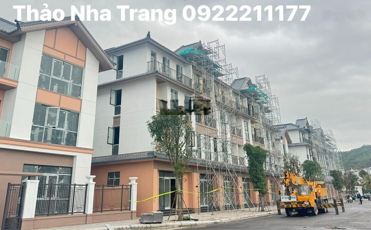 Nhà 4 Tầng Vinhomes Pearl Bay Tại Nha Trang Giá Chỉ 12 Tỷ 690 .