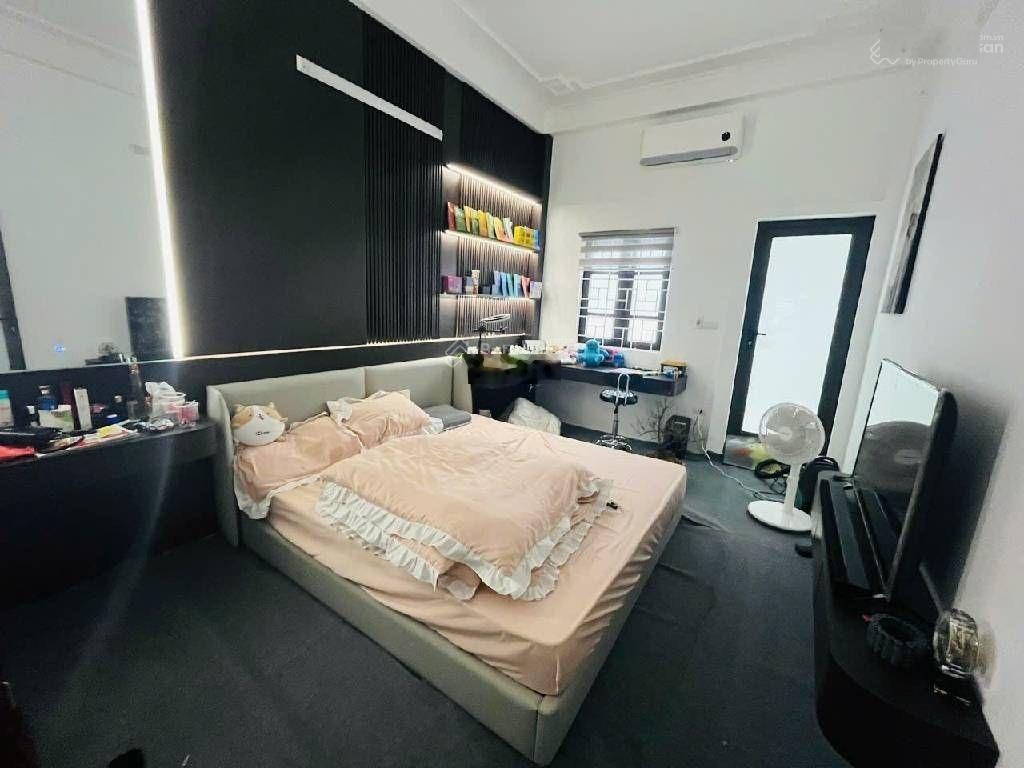 Cổ Nhuế - hiếm 45m2 x 4 tầng - ô tô đỗ cửa - nhà mới ở ngay - quá hiếm