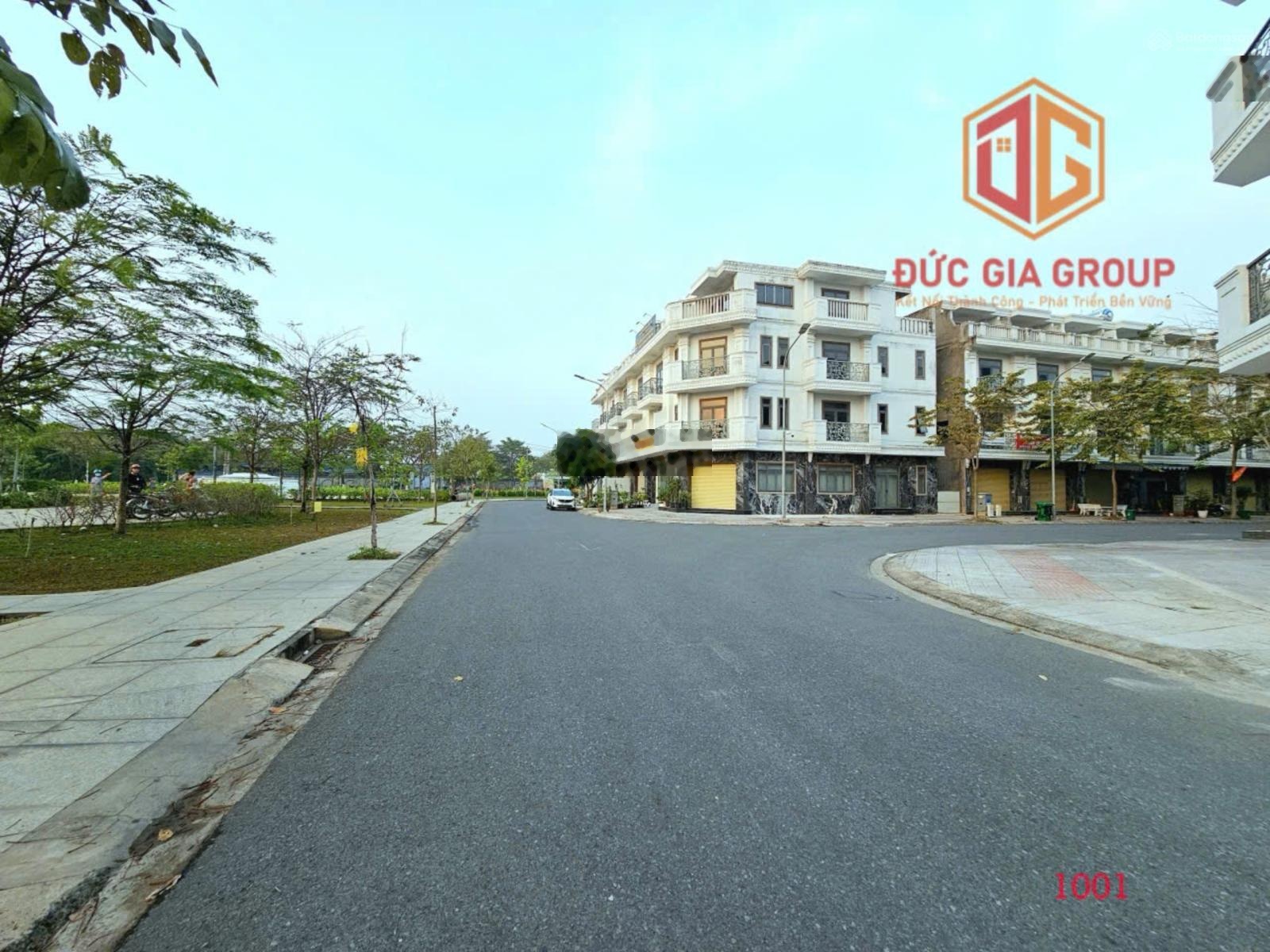 Nhà thô trục F5 siêu đẹp 3 lầu 95m2 KDC Bửu Long 6,15 tỷ công viên vị trí đẹp hoàn thiện ở ngay