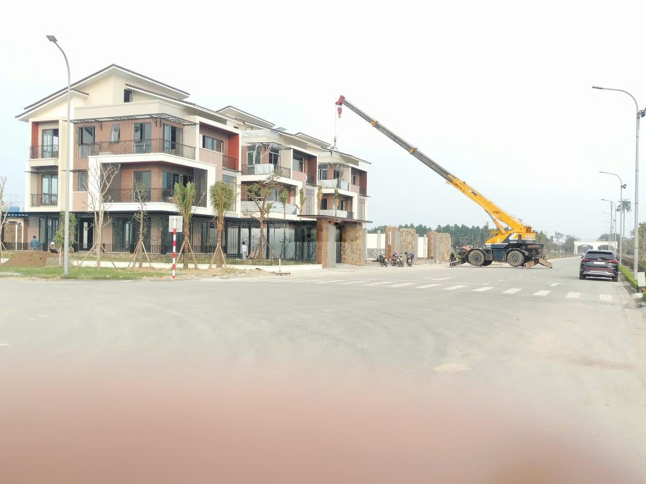 Biệt thự đơn lập góc,giá gốc chủ đầu tư,ân hạn ls 2 năm,chiết khấu 10%,ngay ga trung mầu hà nội