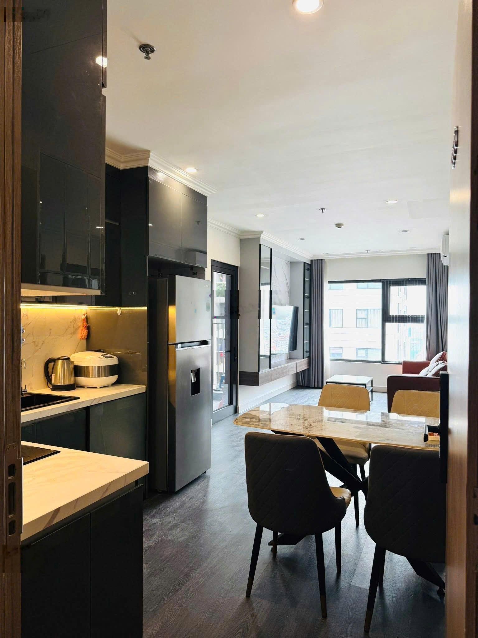 Cho thuê căn 2N2WC full nội thất đẹp giá 9tr/th chỉ việc xách vali vào ở